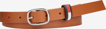 Tommy Jeans Belt in Brown: front