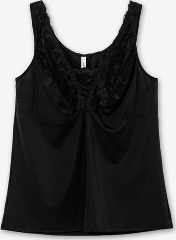 SHEEGO Undershirt in Black: front