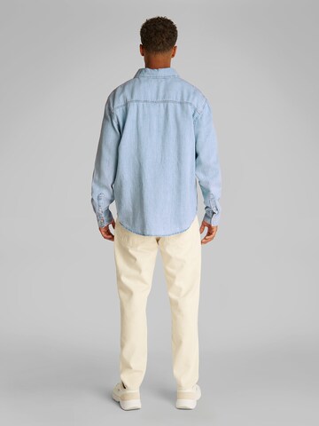 Calvin Klein Jeans Regular fit Ing - kék