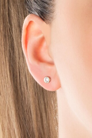 So Chic Earrings in Gold: front