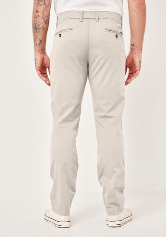 REDPOINT Regular Chinohose in Weiß