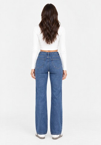 Elara Wide leg Jeans in Blue