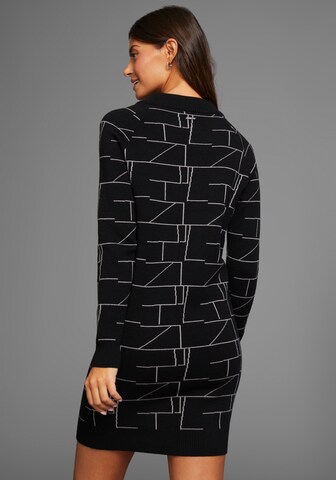 LAURA SCOTT Dress in Black