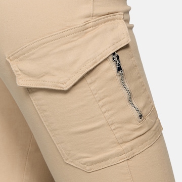 Elara Slimfit Cargobroek in Beige