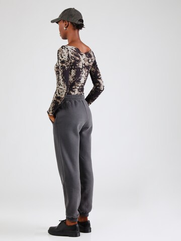 Effilé Pantalon 'ESSENTIAL SUNDAY' Abercrombie & Fitch en gris
