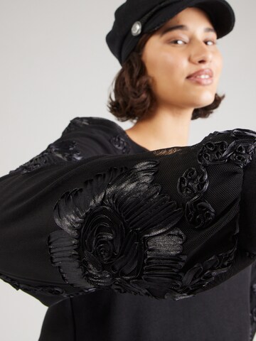 ONLY Carmakoma Sweatshirt 'CARRosanna' in Black