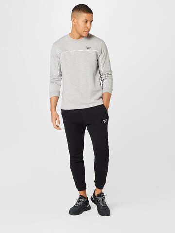 Sweat de sport Reebok en gris