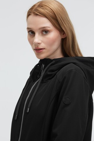 Soccx Lange Softshelljacke mit Kapuze und Logo Artworks in Schwarz