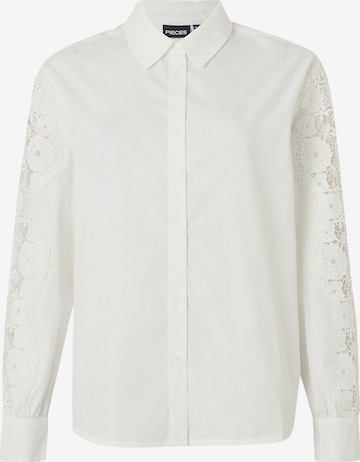 PIECESBluza 'PCBETTA' - bijela boja: prednji dio