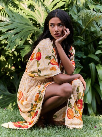 Vêtement de plage B by Ted Baker en jaune