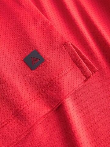 Next Tričko – červená