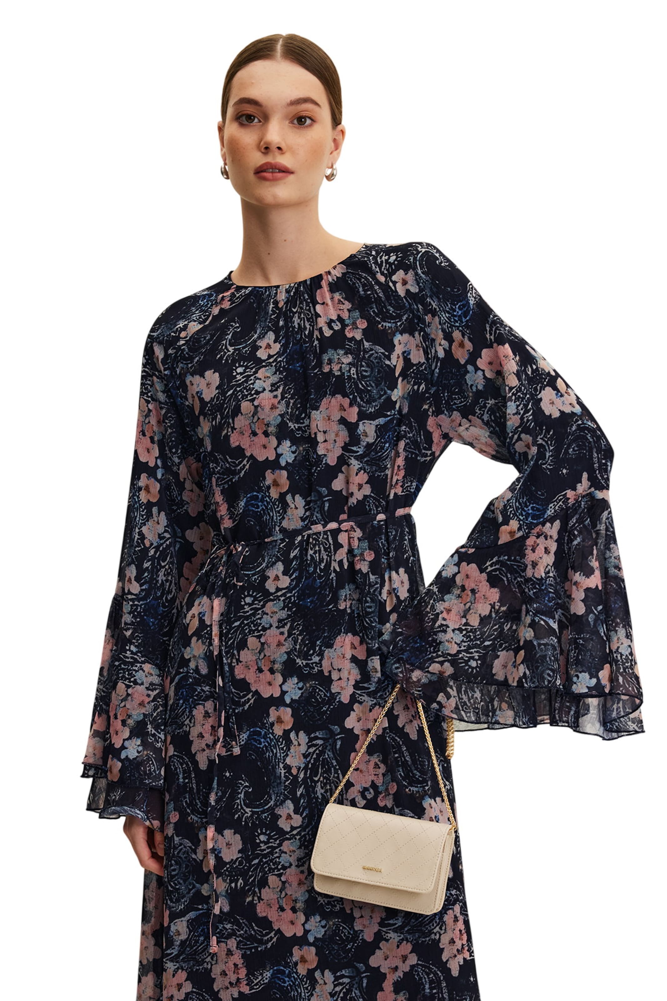 MANUKA Dress in Black