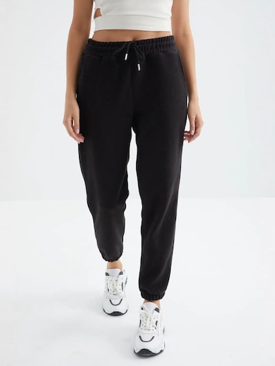 Tommy Life Sports trousers in L in Black, Item view