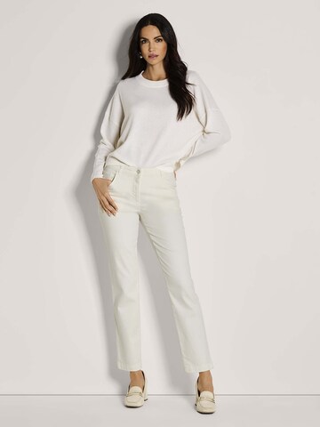 Effilé Pantalon MADELEINE en blanc
