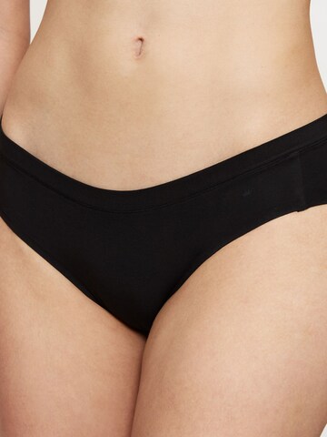 TRIUMPH Slip ' Red Label Smart Natural ' in Black