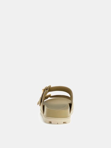 GUESS Mules 'Fasten' in Beige