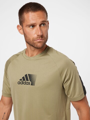 ADIDAS SPORTSWEAR - Camiseta funcional 'Seaso' en verde