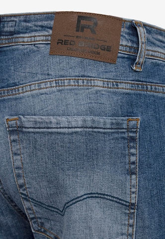 Redbridge Regular Jeans 'Cheltenham' in Blau