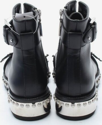 Alexander McQueen Dress Boots in 36 in Black