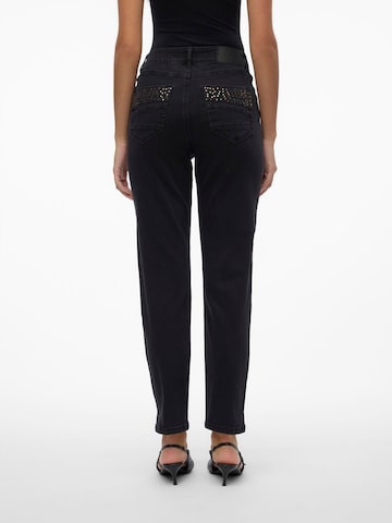 VERO MODA Slimfit Jeans 'YOURS' in Zwart