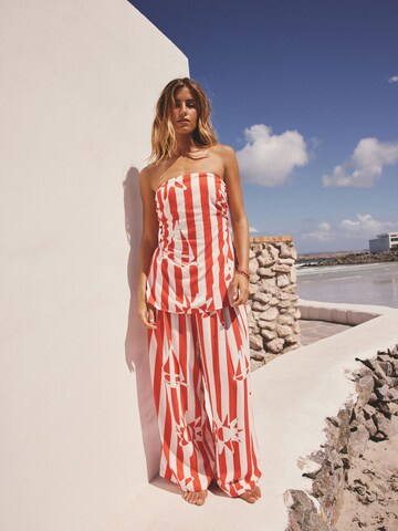 Next - Pierna ancha Pantalón plisado en rojo