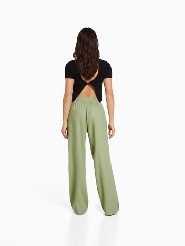 Bershka Wide leg Pants in Green