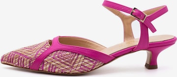 KAMMI Sandals in Pink: front