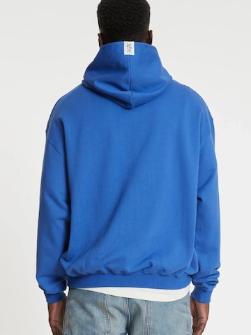 YSPT Studio Sweatshirt 'LIMITLESS'‌‌‌ in Blau