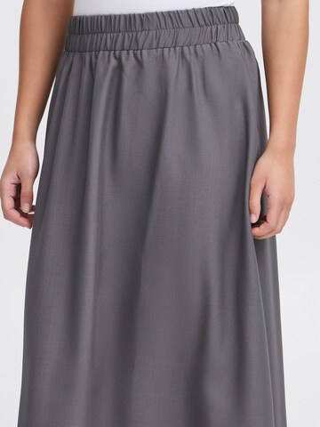 Gonna 'IXDorthea' di ICHI in grigio