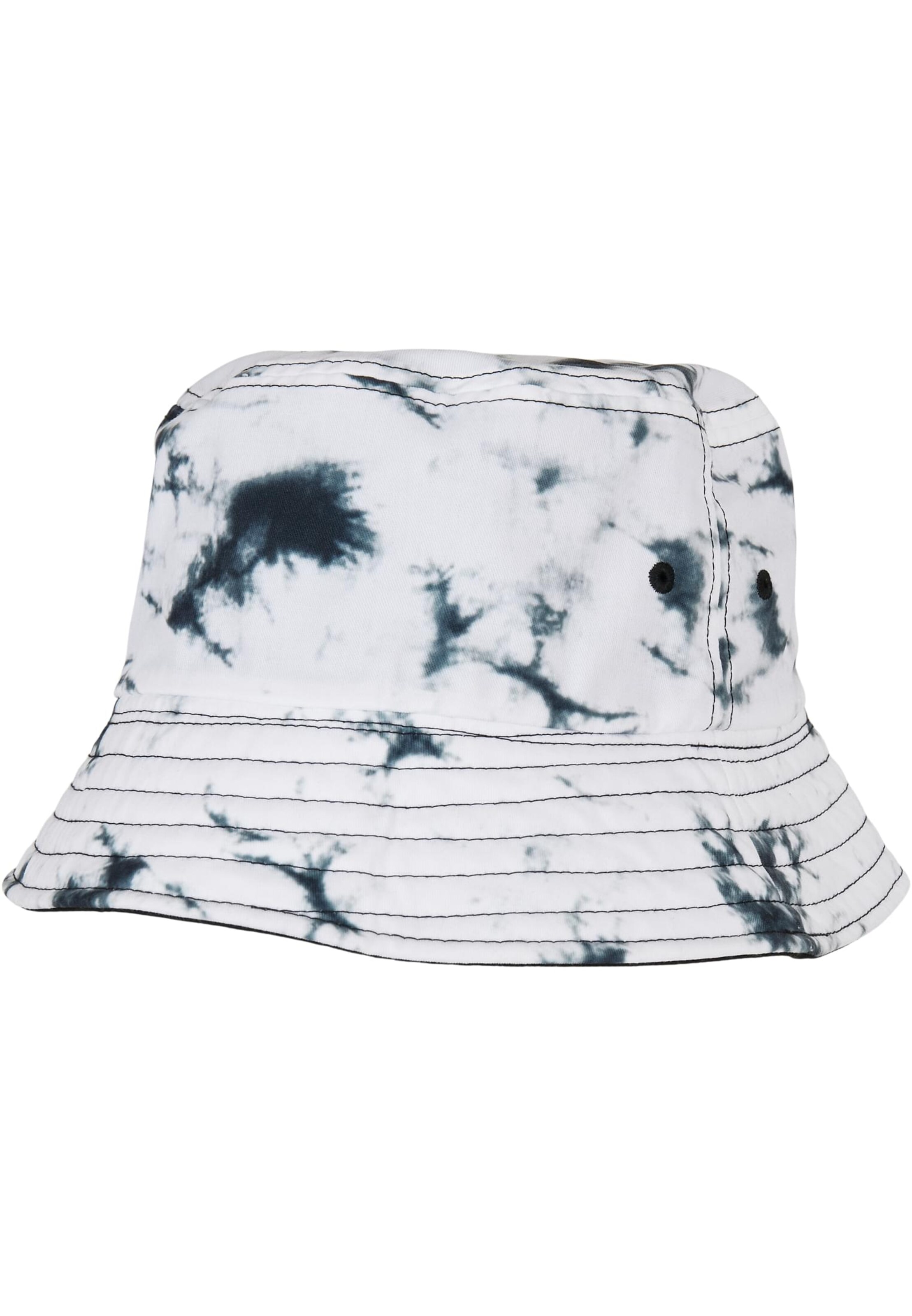 Flexfit Hat in White: front