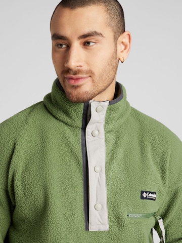 COLUMBIA Athletic Sweater 'Helvetia' in Green