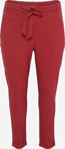 Pantalon 'Jia' KAFFE CURVE en rouge : devant