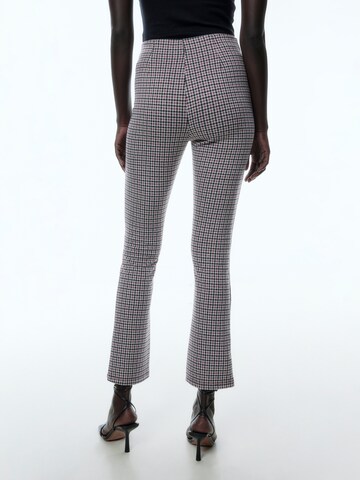 EDITED - Slimfit Pantalón en beige