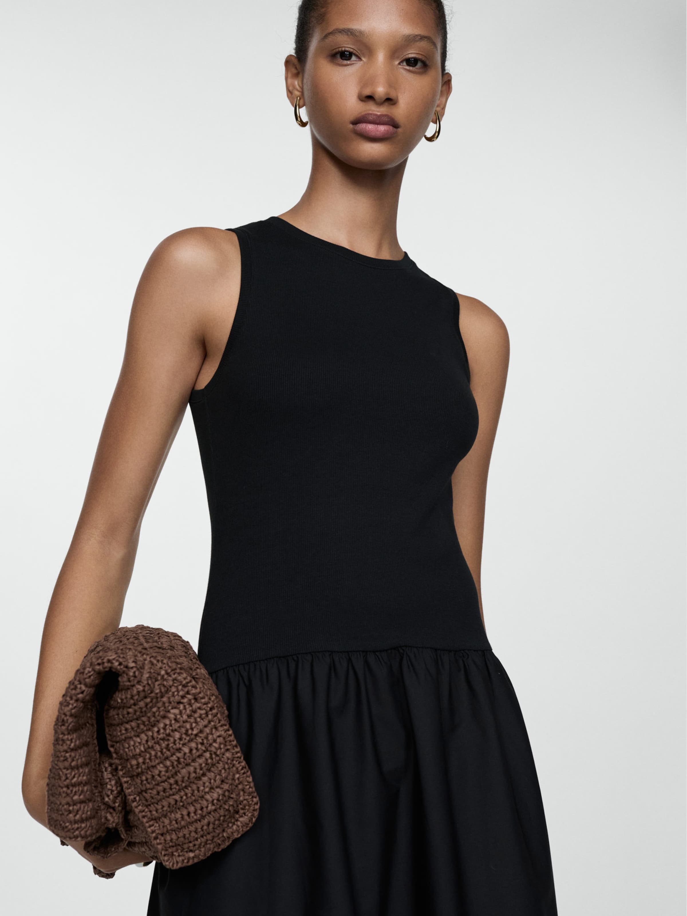 Robe d ete VALVI MANGO en Noir ABOUT YOU