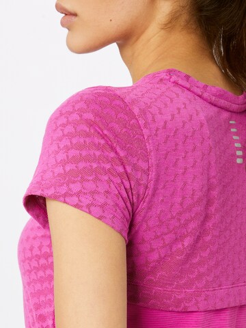UNDER ARMOUR - Camiseta funcional 'Streaker' en rosa