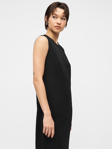 Calvin Klein Платье-футляр в Черный