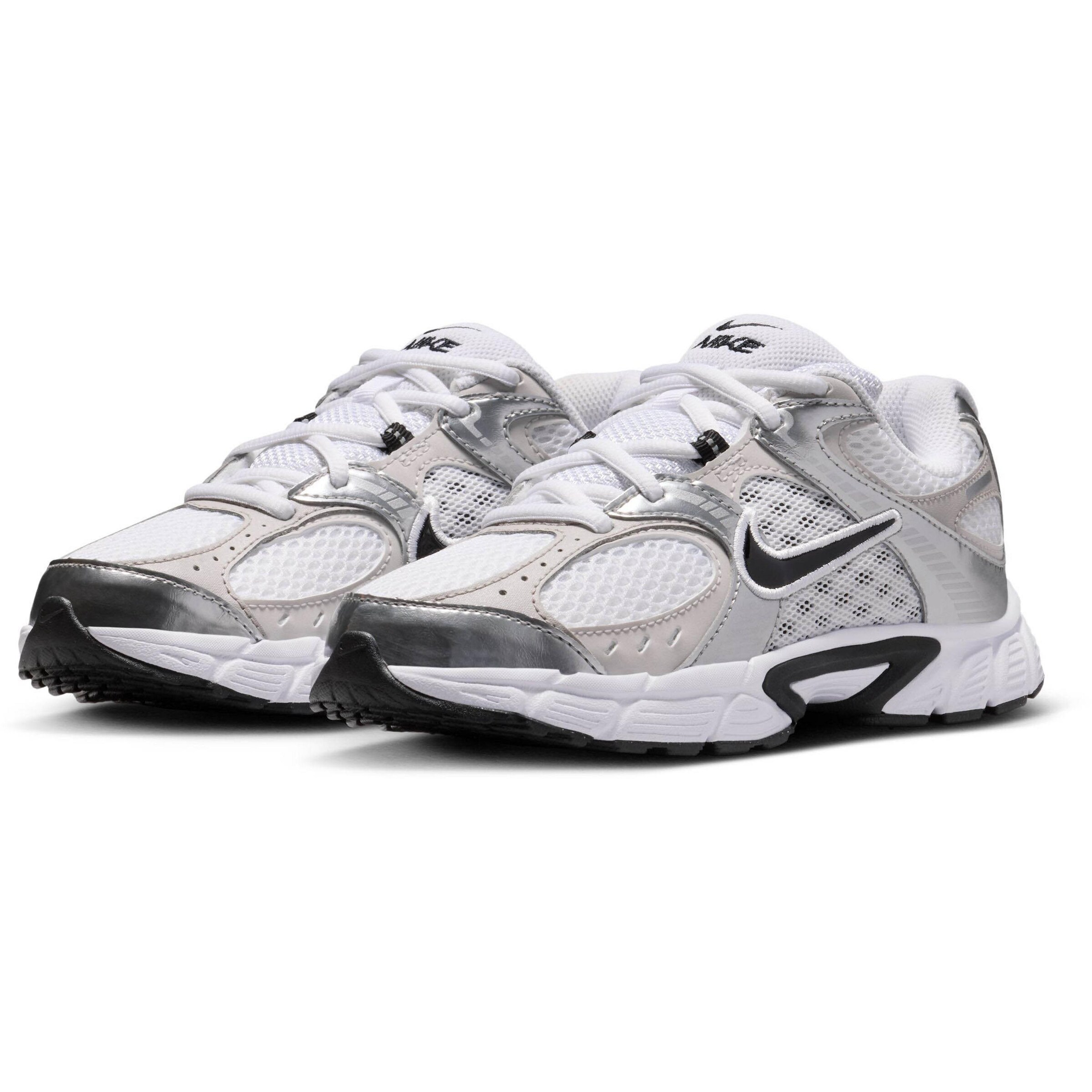 NIKE Flats 'V5 RNR GS' in White