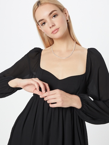 Abercrombie & Fitch Sukienka koktajlowa w kolorze czarny