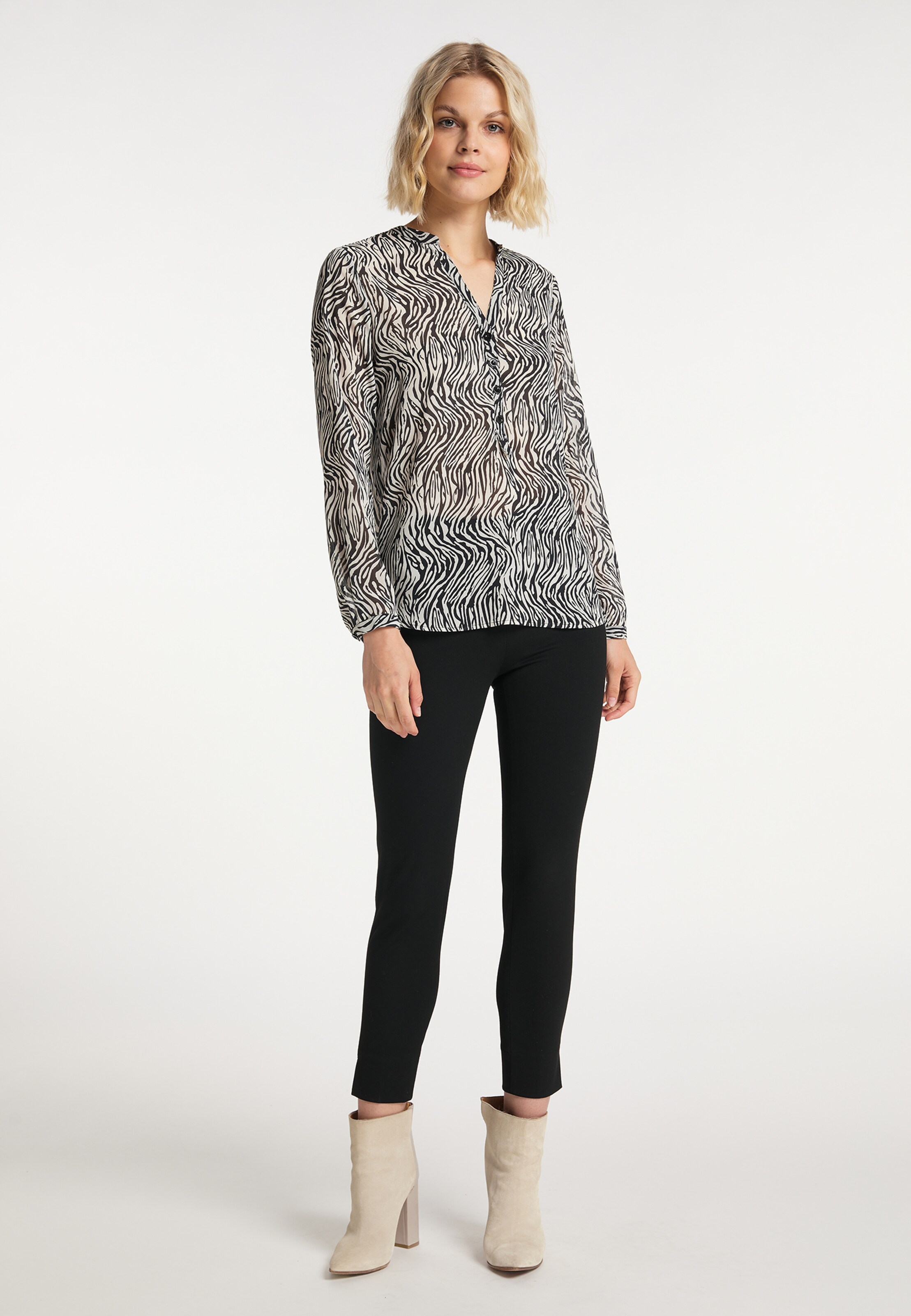 Frauen Große Größen Usha Tunika in Creme, Schwarz - CY95046 Frauen Große Größen Usha Tunika in Creme, Schwarz - CY95046