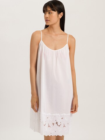Hanro Nightgown ' Klara ' in White: front