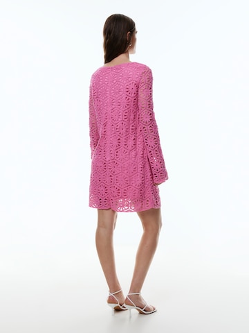 EDITED Kleid 'Ostara' in Pink