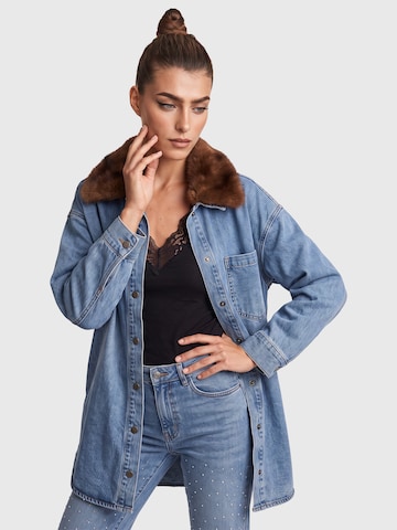 APART Blouse in Blue: front