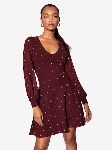 Robe Lipsy en rouge : devant