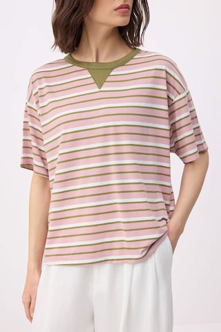 T-shirt Trendyol en rouge