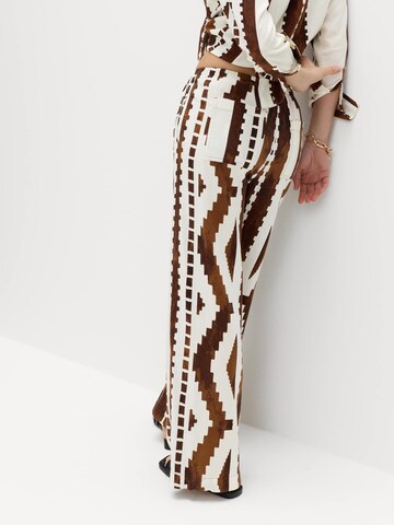 Loosefit Pantalon Marks & Spencer en marron