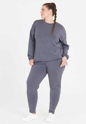 Q by Endurance Tapered Trousers in Blue