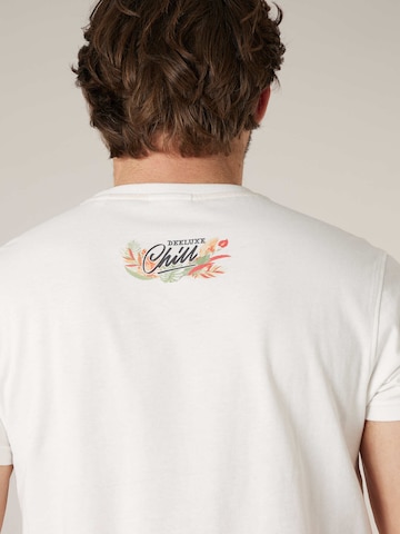 T-Shirt 'JEK' Deeluxe en blanc