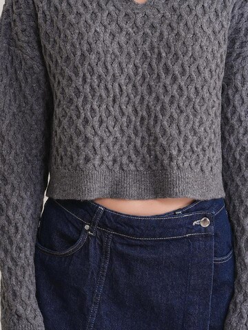 Pullover di MixRay in grigio