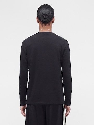 ADIDAS ORIGINALS - Camisa 'Care Bear' em preto