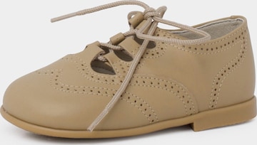 Scarpa bassa di Pisamonas in beige: frontale